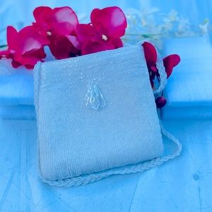 Vintage Wallaeg Evening Bag / Purse White Beaded With Zipper